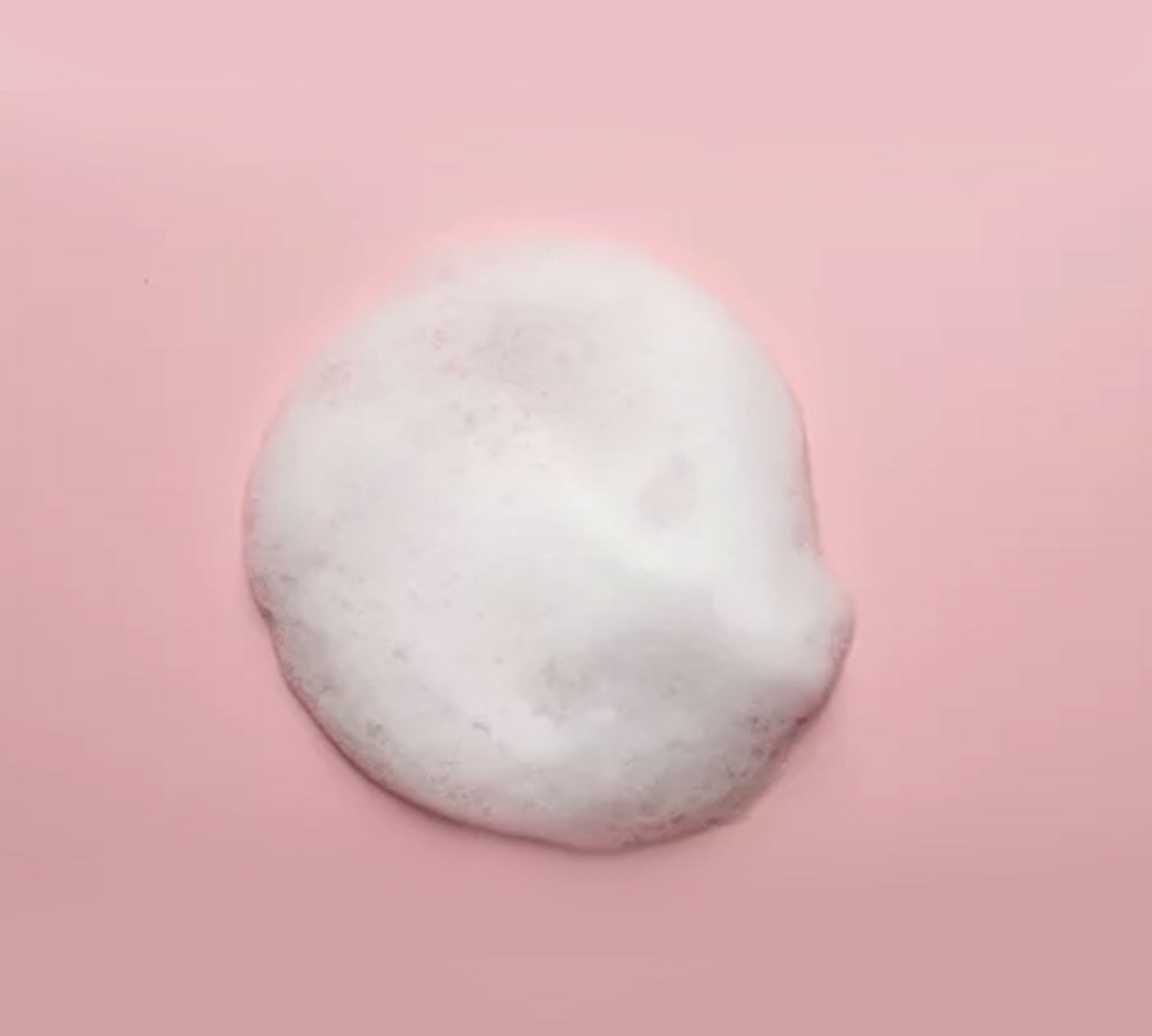 cleanser_sensitive_skin_gentle_mousse_texture.jpg